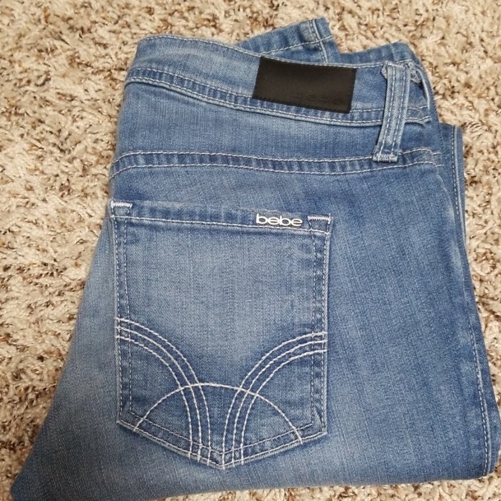 Bebe Women's Distressed Skinny Jeans NWOT